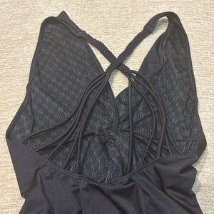 🐠Black swimsuit by Victoria’s Secret szM gathered front, braided straps